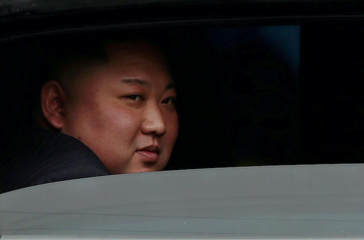 金正恩の暴走ベンツと並ぶ 北朝鮮の 恐ろしいクルマ ワールド 最新記事 ニューズウィーク日本版 オフィシャルサイト
