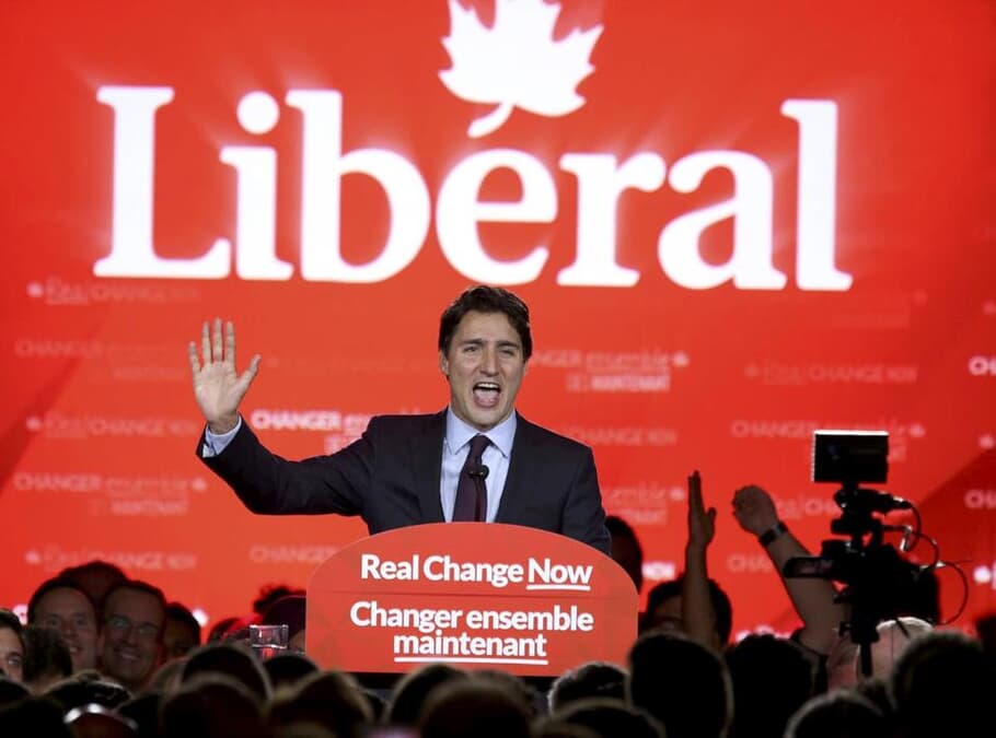 カナダ10年ぶり政権交代、野党第2党の自由党が単独過半数獲得で