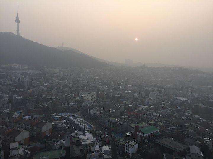 韓国のPM2.5が危機的状況で、比較的空気の綺麗な日本に注目が集まる