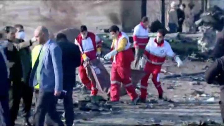 ウクライナ航空ボーイング737NG､イランで離陸直後墜落　エンジントラブル？176人全員死亡