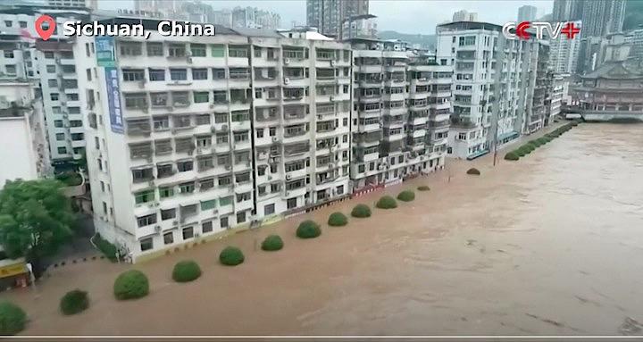 中国･四川省で豪雨、住民2万1000人が避難 全土に警報｜ニューズウィーク日本版 オフィシャルサイト