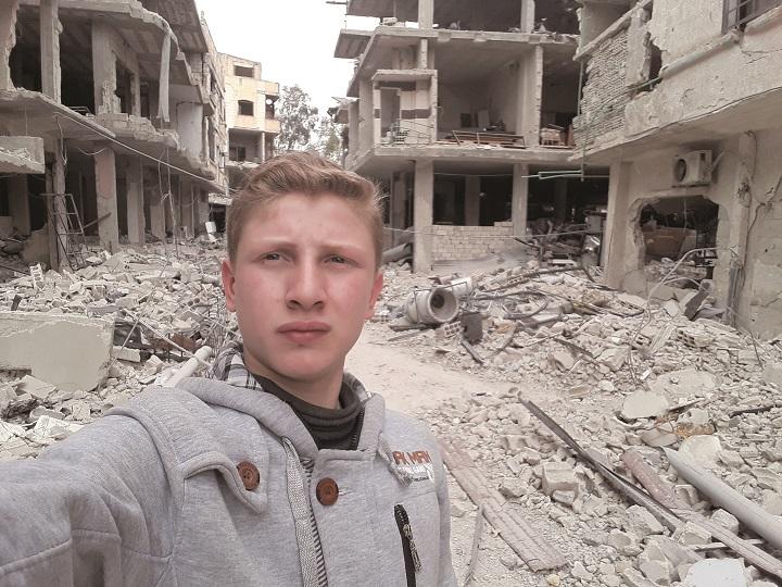 15歳で戦場ジャーナリストになった少年が伝えるシリアの人々の苦しみ ニューズウィーク日本版 オフィシャルサイト