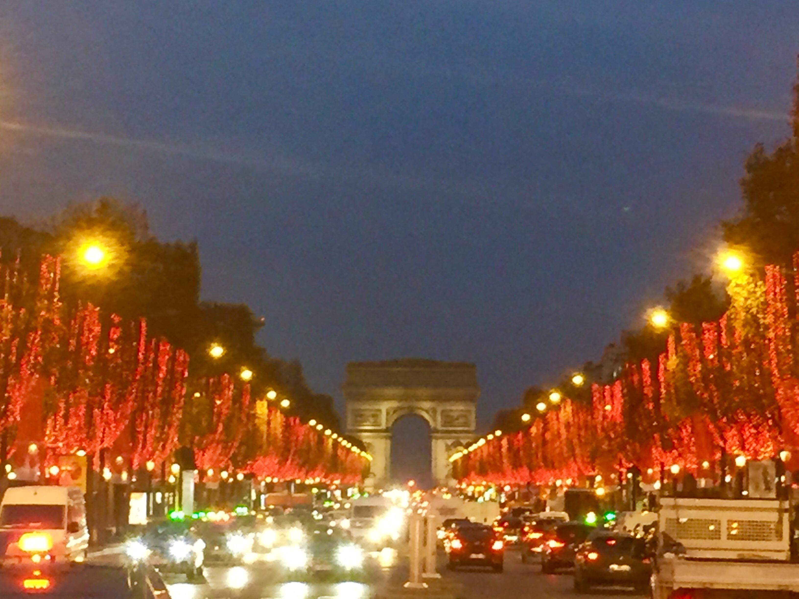 フランスの年のノエルの行方 クリスマスはxデーになる パリのカフェのテラスから フランスって ホントはこんなところです World Voice ニューズウィーク日本版