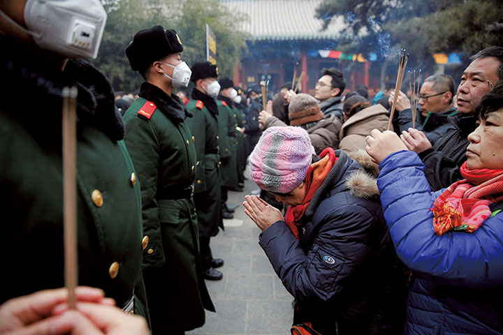 神仏をも恐れぬ中国の監視と弾圧、ビッグデータをフル活用