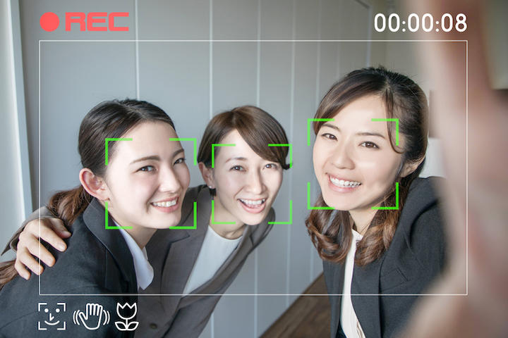 Sns上の顔写真を100億枚以上学習したaiの顔認識アプリが物議 ニューズウィーク日本版 オフィシャルサイト
